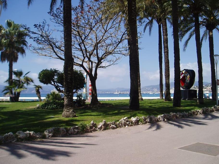 80m2 dans Parc Classé, Piscine, Calme, 5mn de Cannes Le Cannet Esterno foto
